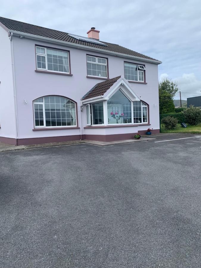 Brownes Bed & Breakfast Emlagh East Exterior photo
