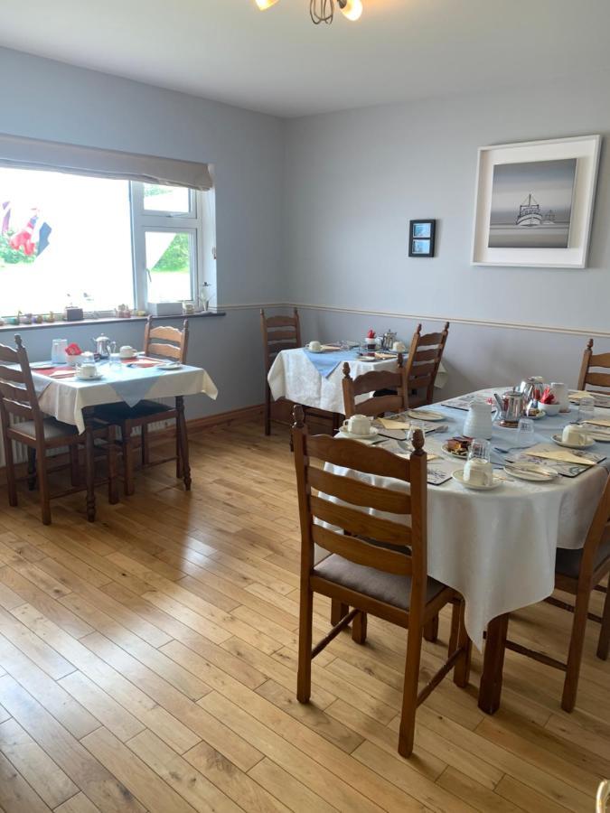 Brownes Bed & Breakfast Emlagh East Exterior photo