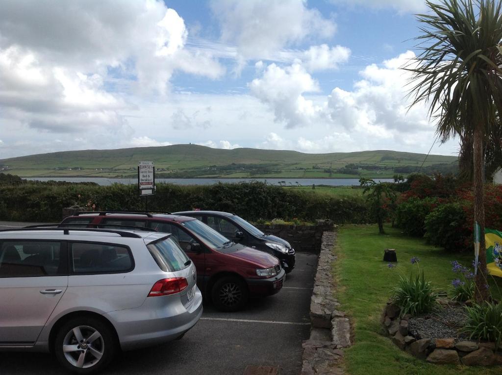 Brownes Bed & Breakfast Emlagh East Exterior photo