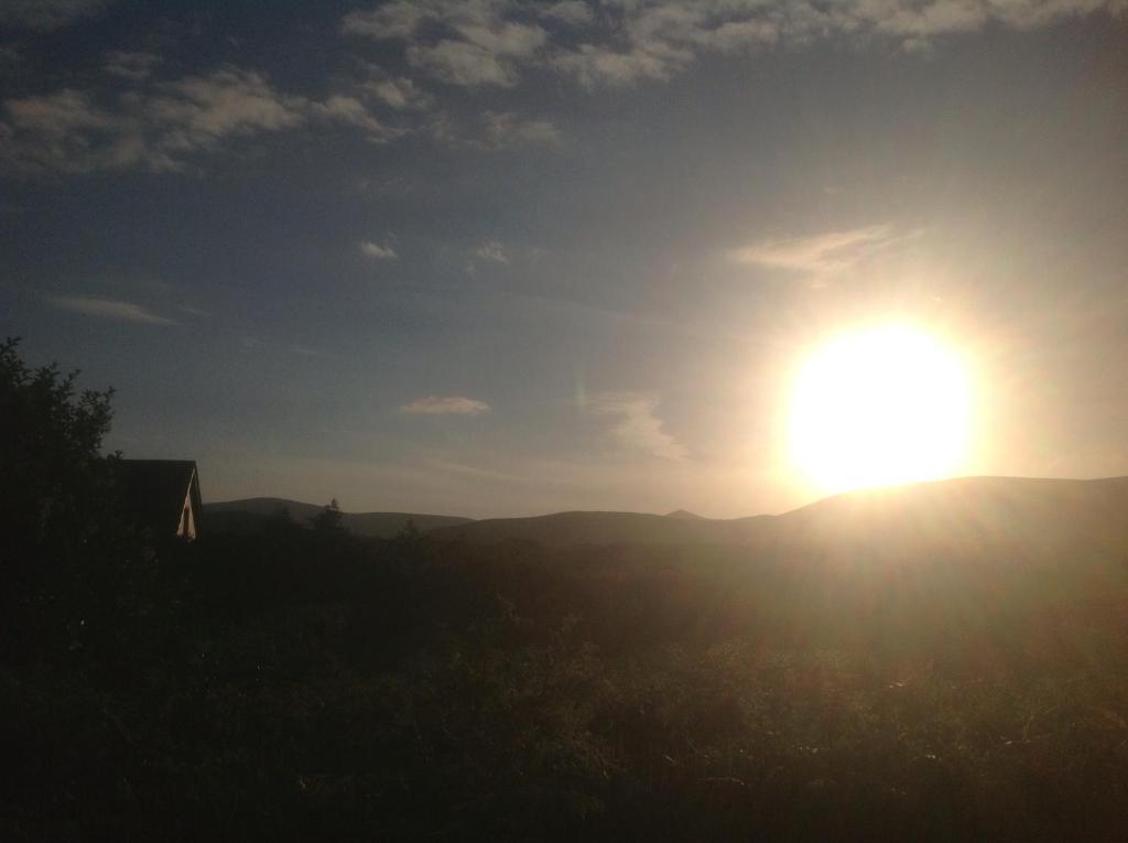Brownes Bed & Breakfast Emlagh East Exterior photo